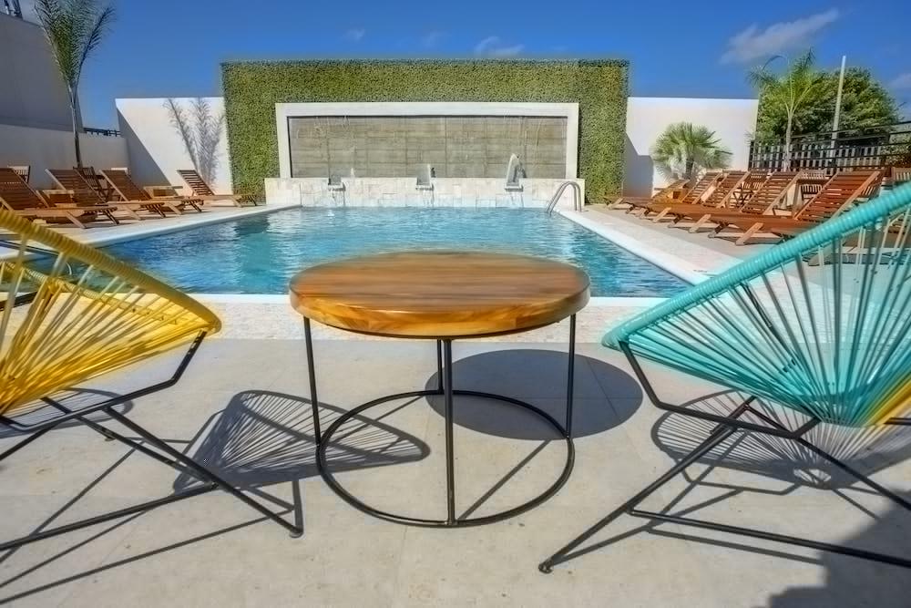 Hampton Inn Piedras Negras Exteriör bild