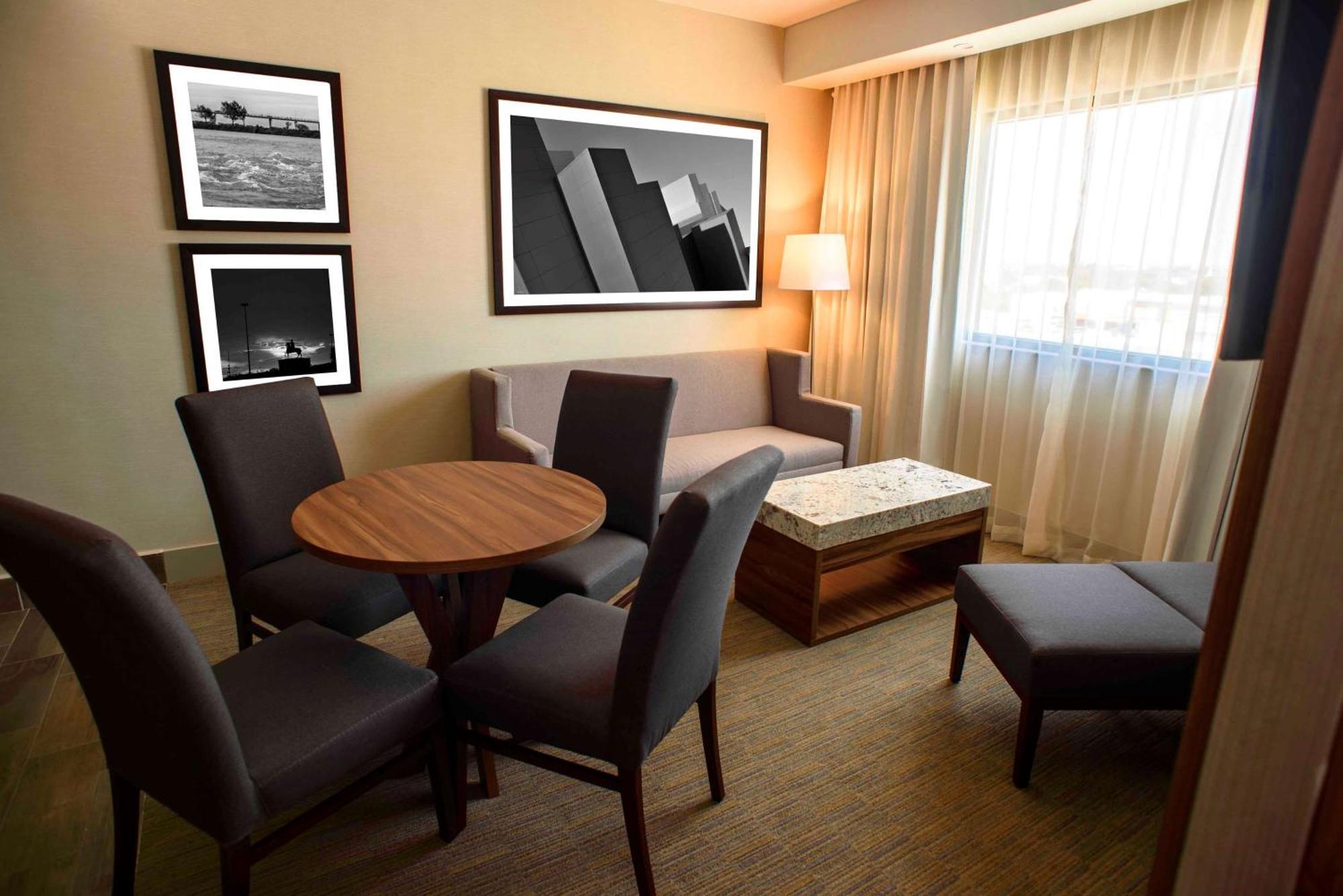 Hampton Inn Piedras Negras Exteriör bild